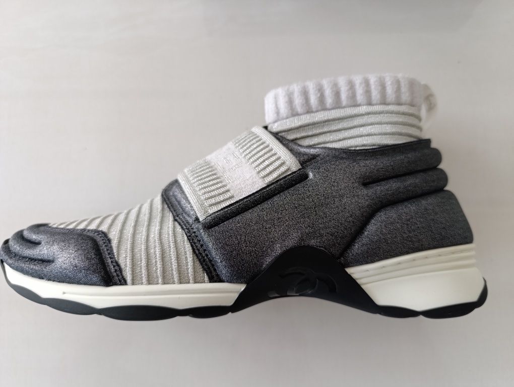 Chanel Scarpe da donna: Chanel Sneaker, Grösse 37.5, Neu – Nuovo e nell'imballaggio originale da Hergiswil NW venduto da pol_9dl8 4