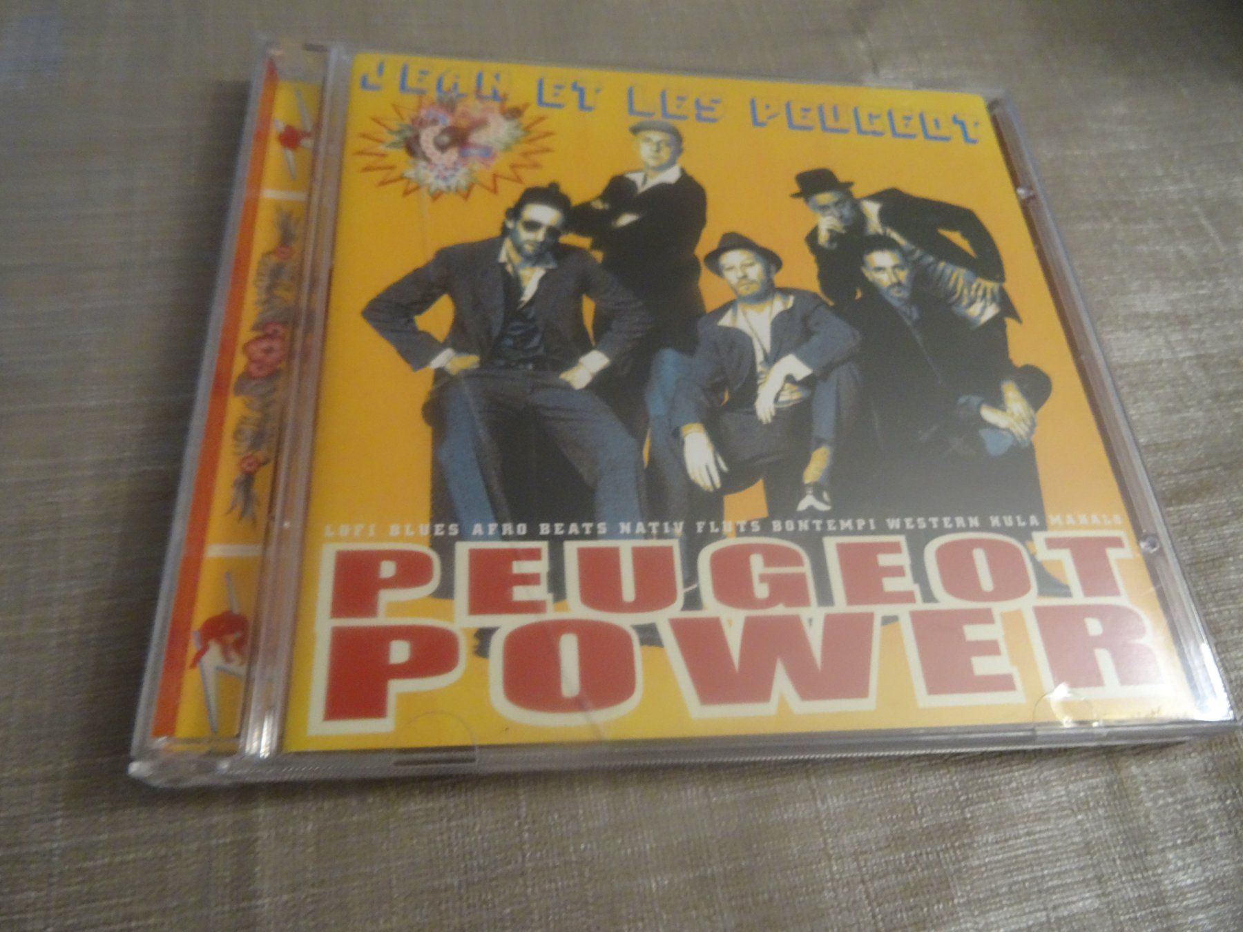 CD: Jean et les Peugeot - Peugeot Power CD – Usato da Olten venduto da Disc-Ausverkauf