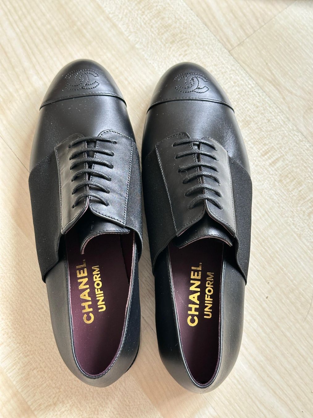 Chanel Scarpe da donna: Chanel black leather derbies C cut 37 – Nuovo (secondo la descrizione) da Baar venduto da reijin90 2
