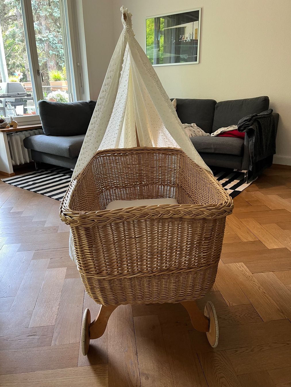 Culle: Vintage Stubenwagen geflochten – Usato da Zürich venduto da enexy 1