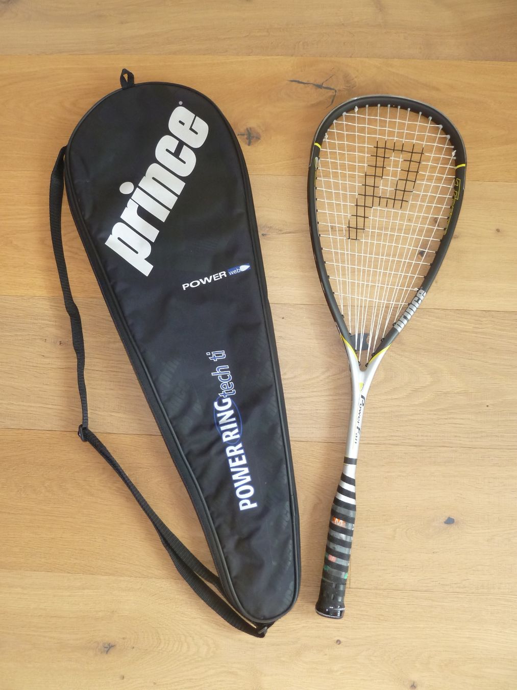 Racchette: Squashschläger Power Fan Extender von Prince Titanium – Usato da Niederscherli venduto da lama8567