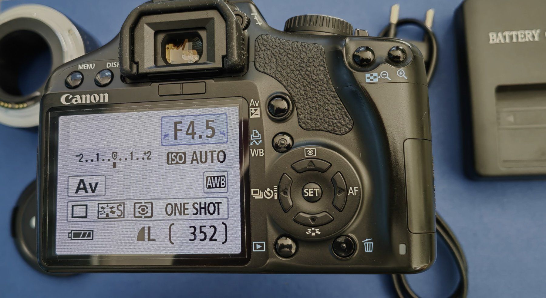 Canon Kamera: Canon EOS 450D Digital Spiegelreflexkamera mit Objektiv – Gebraucht aus Weiningen ZH von Schmacki 4