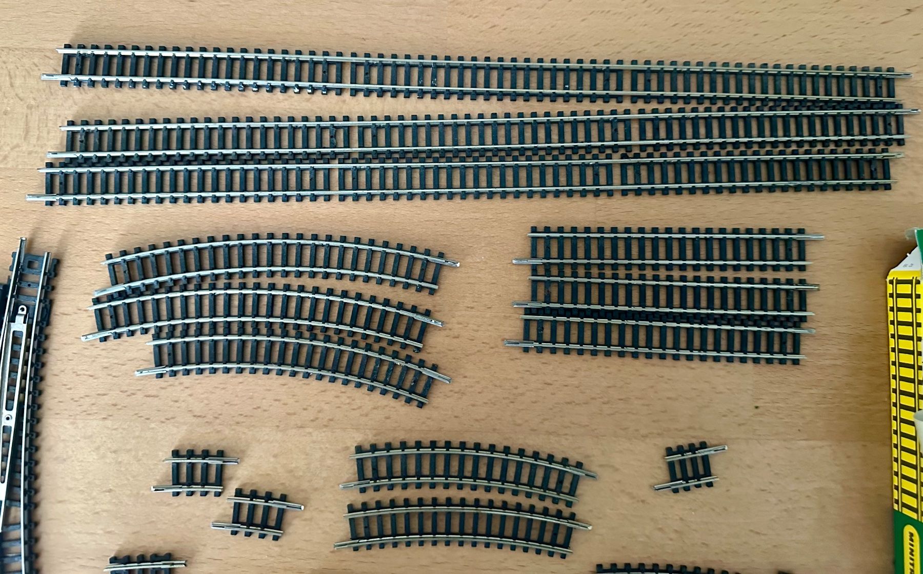 Trix Modelleisenbahnen: Mini Trix Gleise und Weichen Spur N – Gebraucht aus Oftringen von ib.85 4