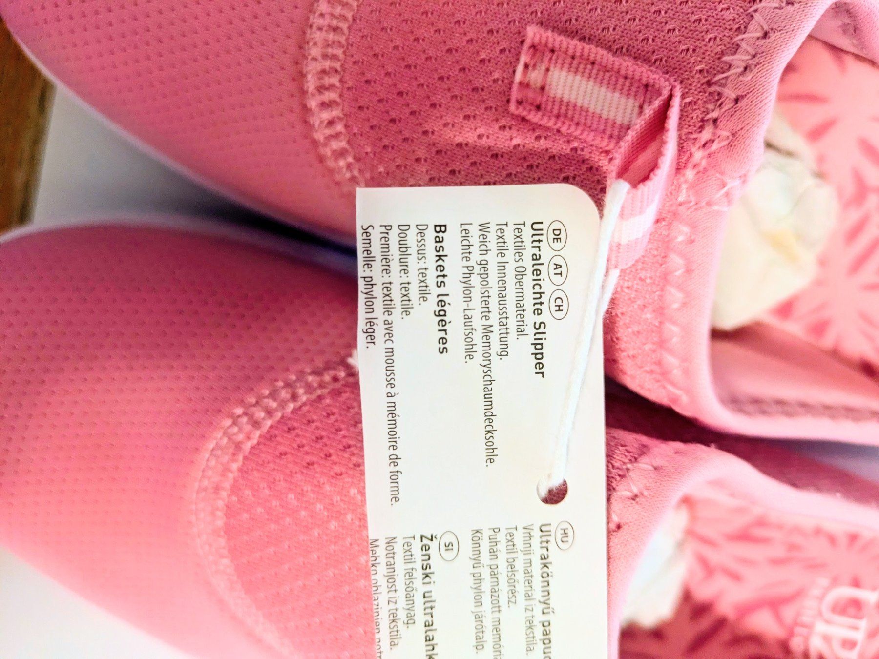 Chaussures femmes: Sneaker rosa Gr.38 neu – Neuf avec emballage d'origine à Adlikon par Match62 1