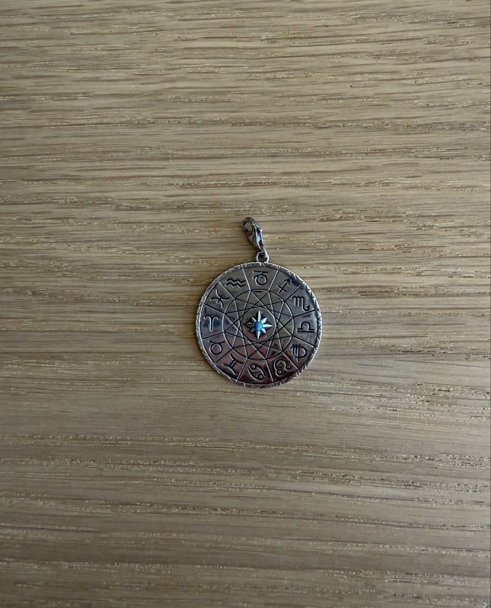 Thomas Sabo Ciondoli: Thomas Sabo Sternzeichen Kreis – Usato da Nürensdorf venduto da agwils7
