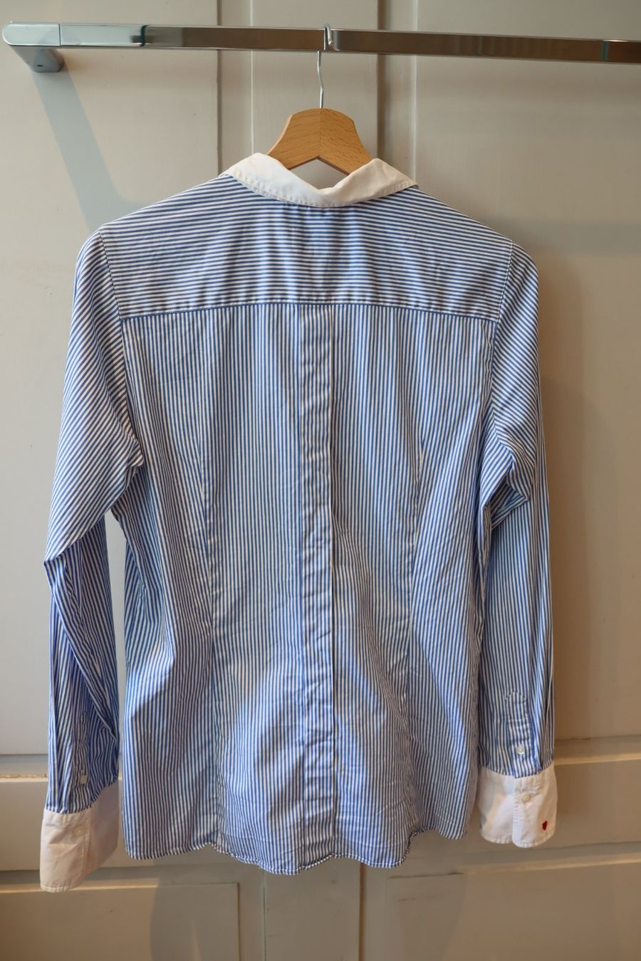 Blusen: Gestreifte Bluse von ByMi – Gebraucht aus Winterthur von jul_v9wx 1