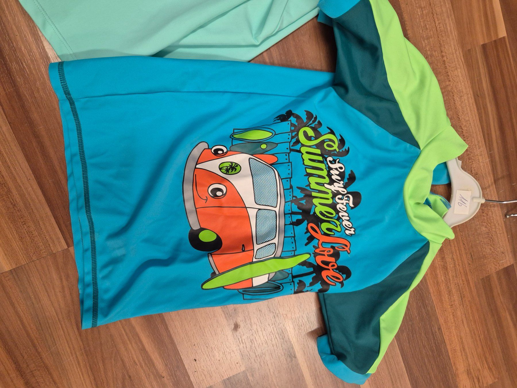Costumi da bagno: 2 Uv Badeshirt  gr 116 B – Usato da Schwarzenburg venduto da Flamingo07 1