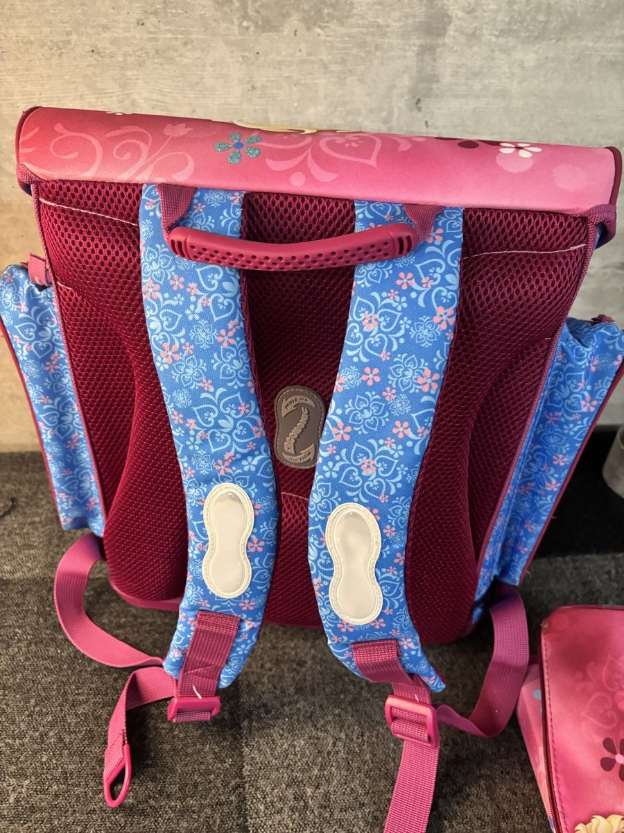 Kindertaschen: Scooli Anna + Elsa Schulrucksack – Gebraucht aus St. Gallen von heartbug 3