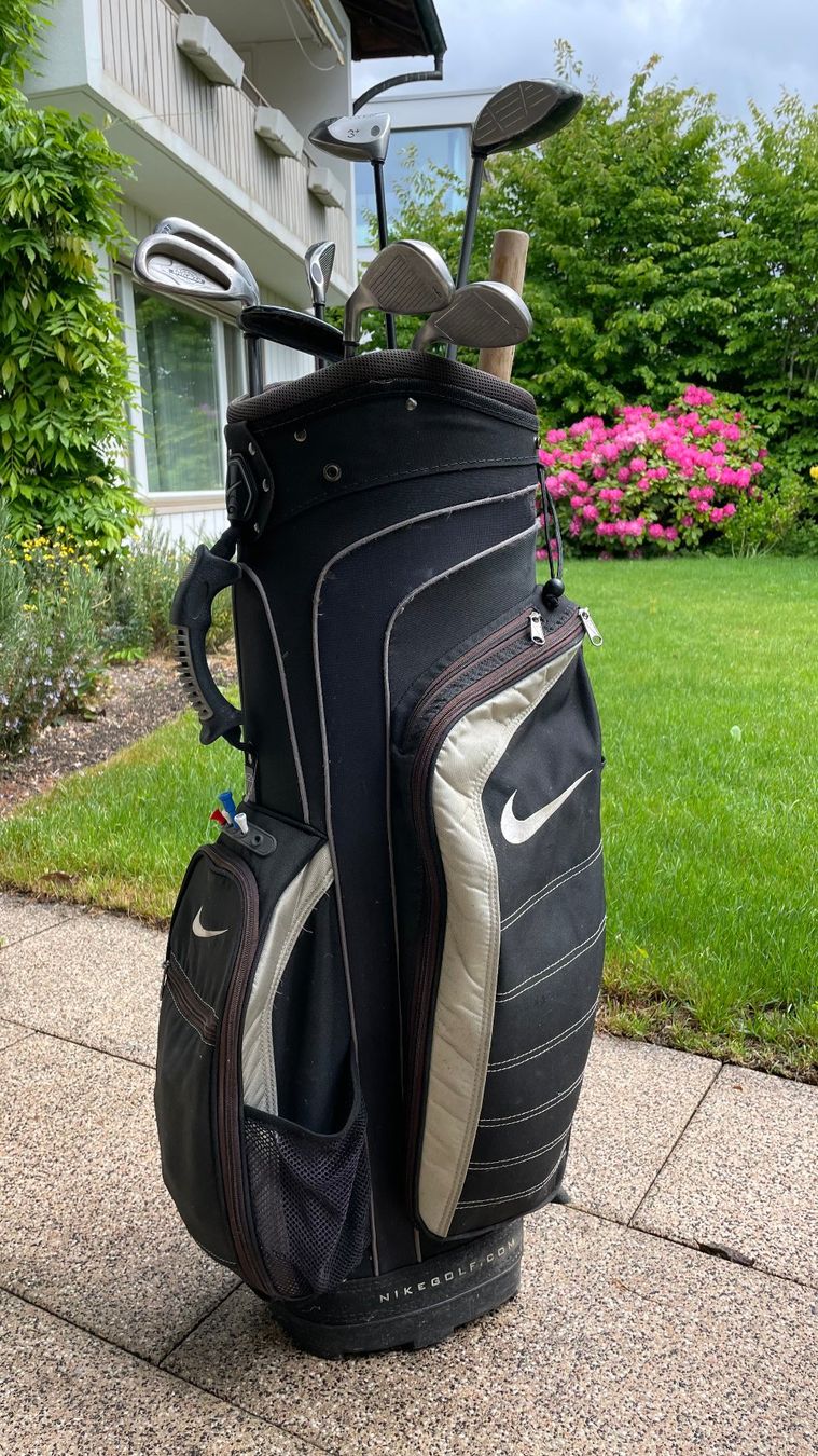 Mazze & Set: Golfsack mit Schlägerset – Usato da Zürich venduto da 4claudi 1