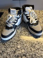 ZARA Turnschuhe Kinder Grösse 35 guter Zustand
