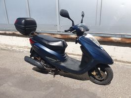 Yamaha Vity XC 125 mit Topcase