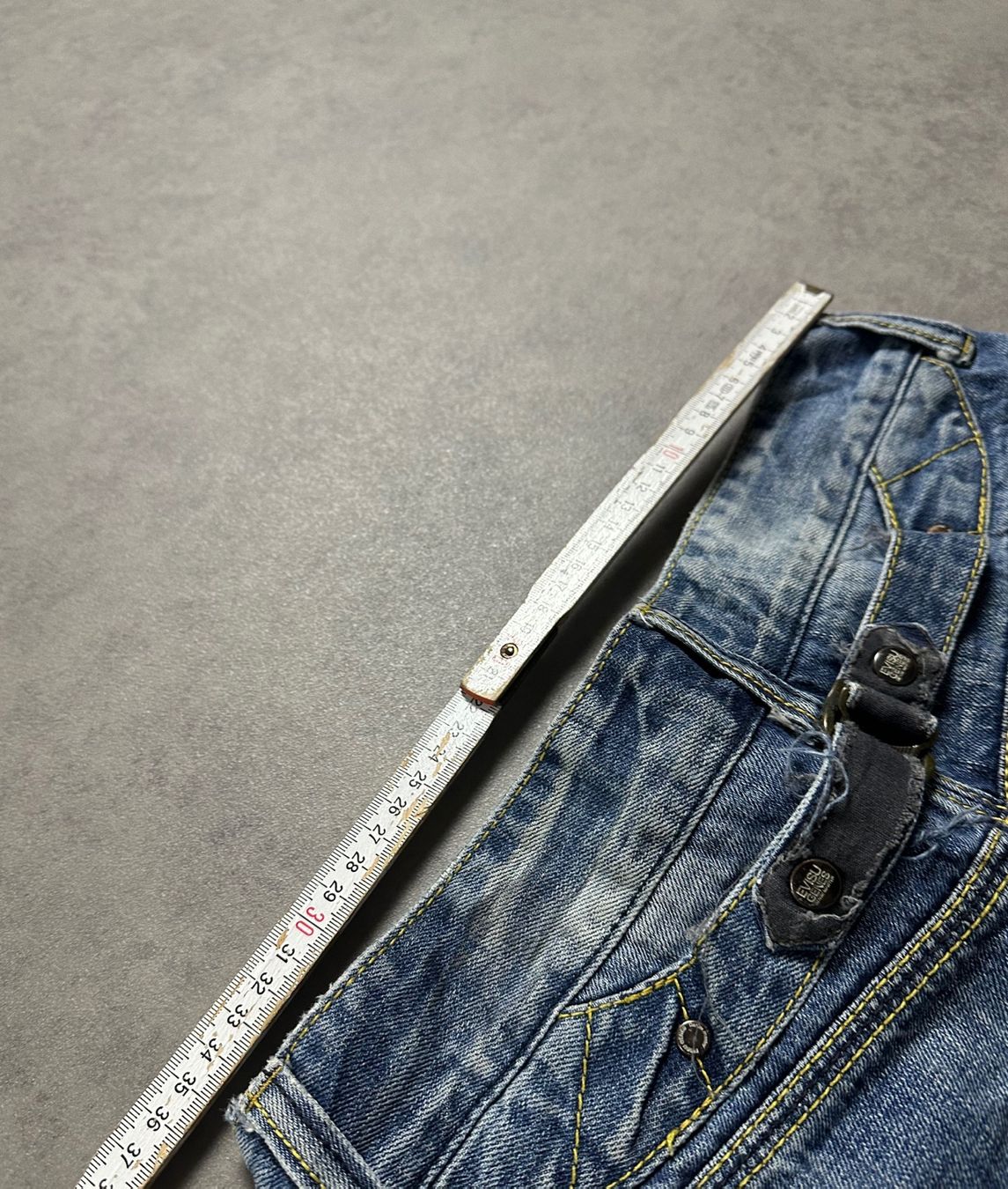 Jeans: Evisu Jeans Grösse M – Usato da Wolfhalden venduto da GodzillaArchive 5