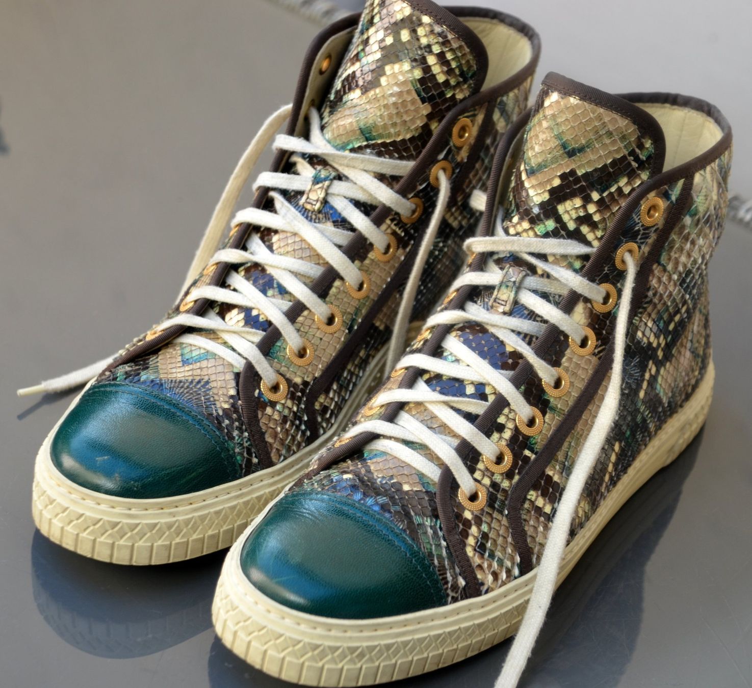 Chanel Herrenschuhe: CHANEL Python Sneaers 40.5 – Gebraucht aus Collonges von Auganien 1