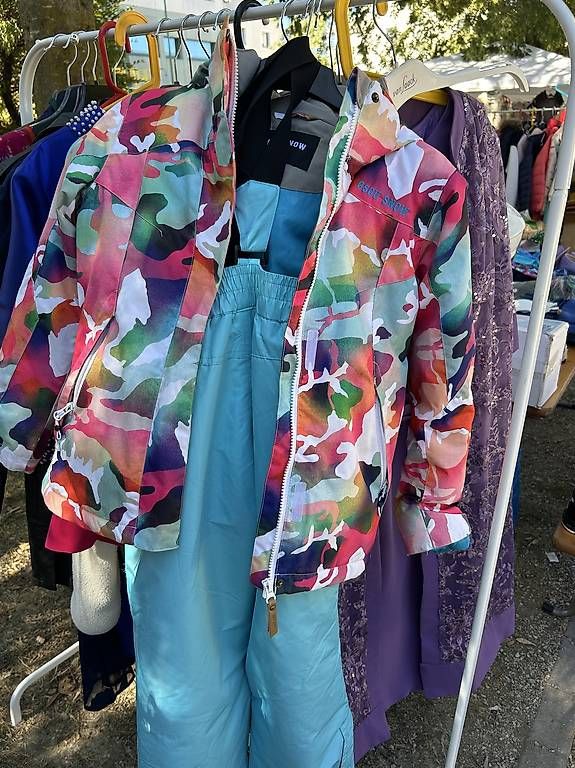 Sci: Combinaison ski – Usato da Plan-les-Ouates venduto da Kiss-bodolay