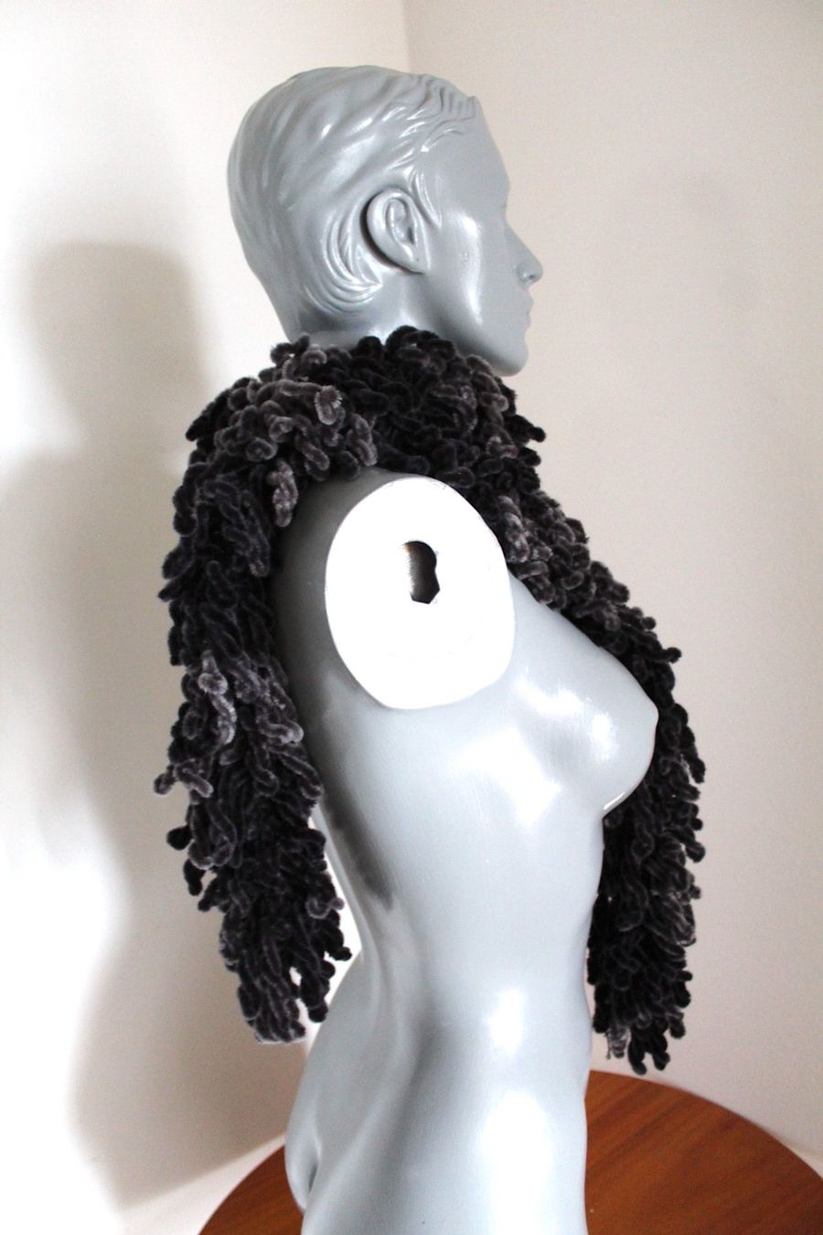 Foulard & Sciarpe: Flauschiger Damenschal – Usato da Locarno venduto da madame-tus-sauds 3