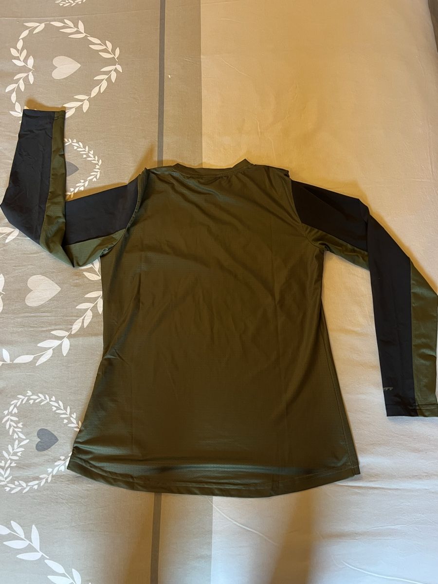 Scott T-shirt: T-Shirt manches longues VTT – Usato da Morgins venduto da nic_d5pk 2