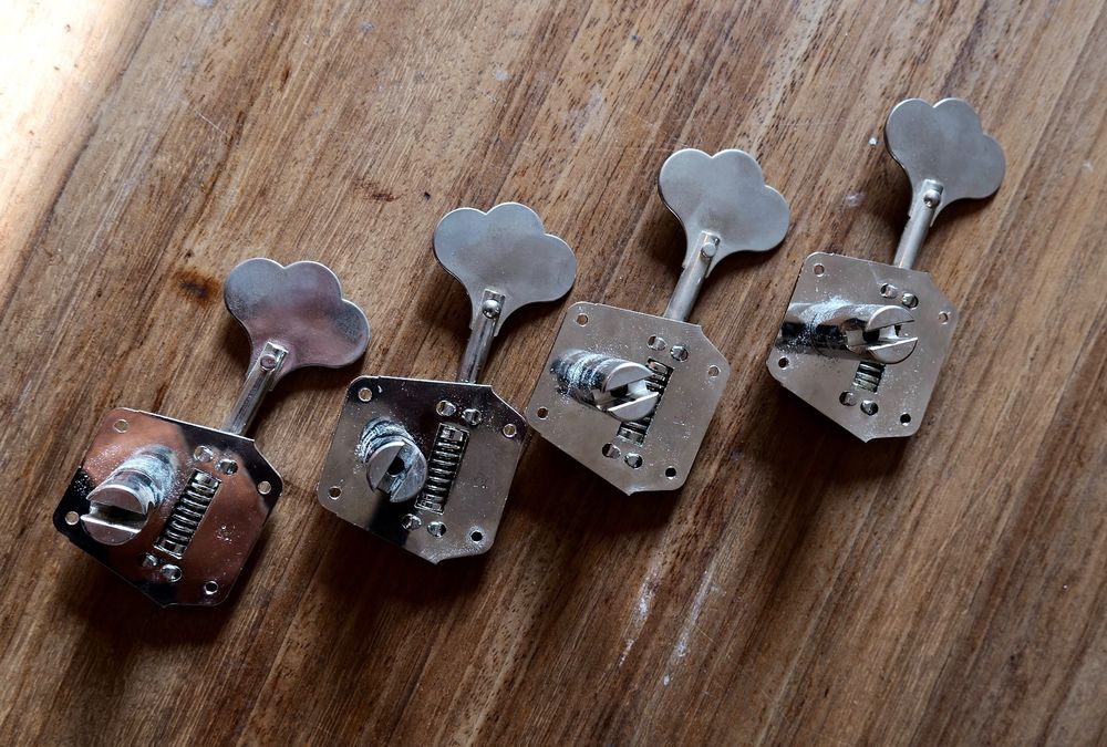Fender Pure Vintage Bass Tuning Machines Kaufen auf Ricardo
