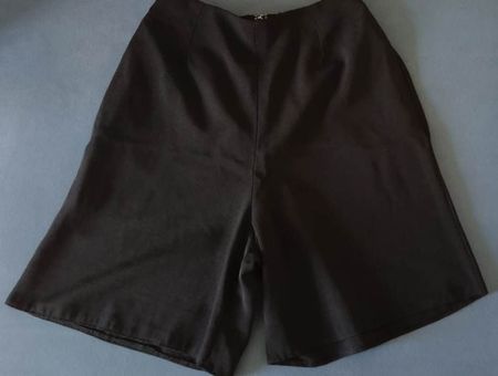 Shorts aus Baumwolle und Viskose in Schwarz