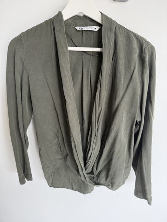 Haut croisé Zara, vert olive, état comme neuf