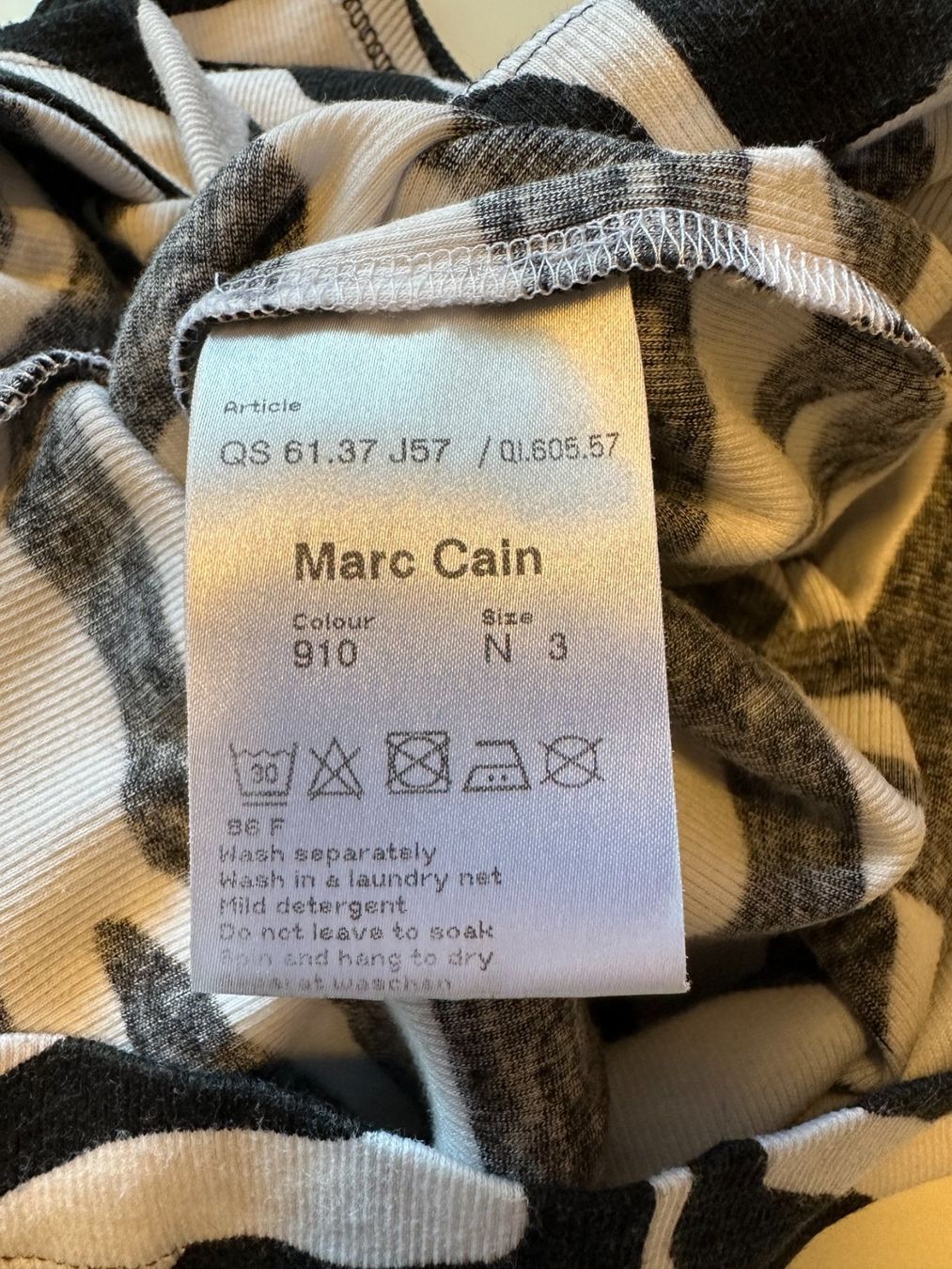 Marc Cain Top: langes Top von Marc Cain (38) – Usato da Urdorf venduto da Erika666 7