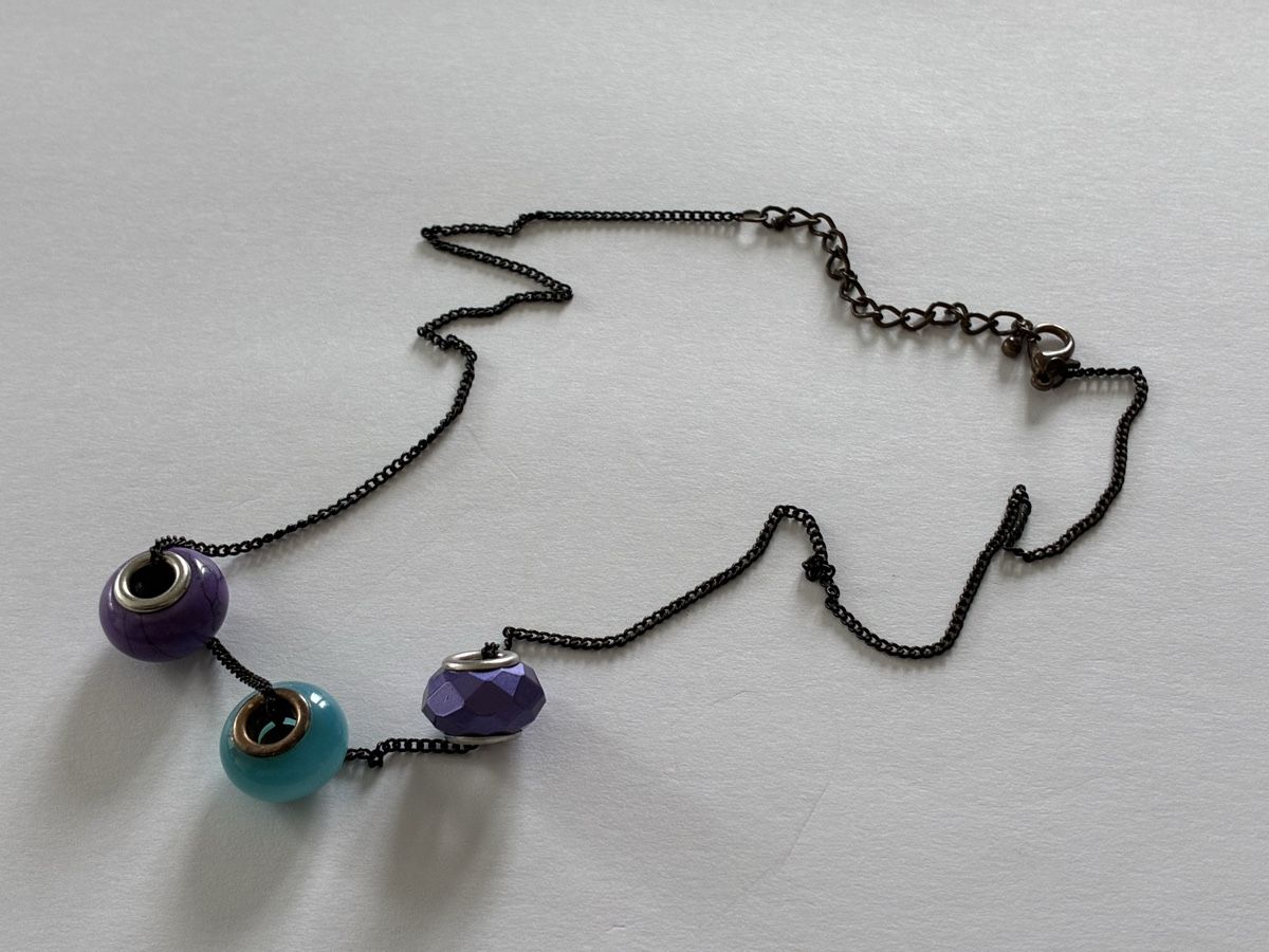 Catenine: Necklace with three beads, purple and turquoise – Usato da Basel venduto da cat_sq5m 1