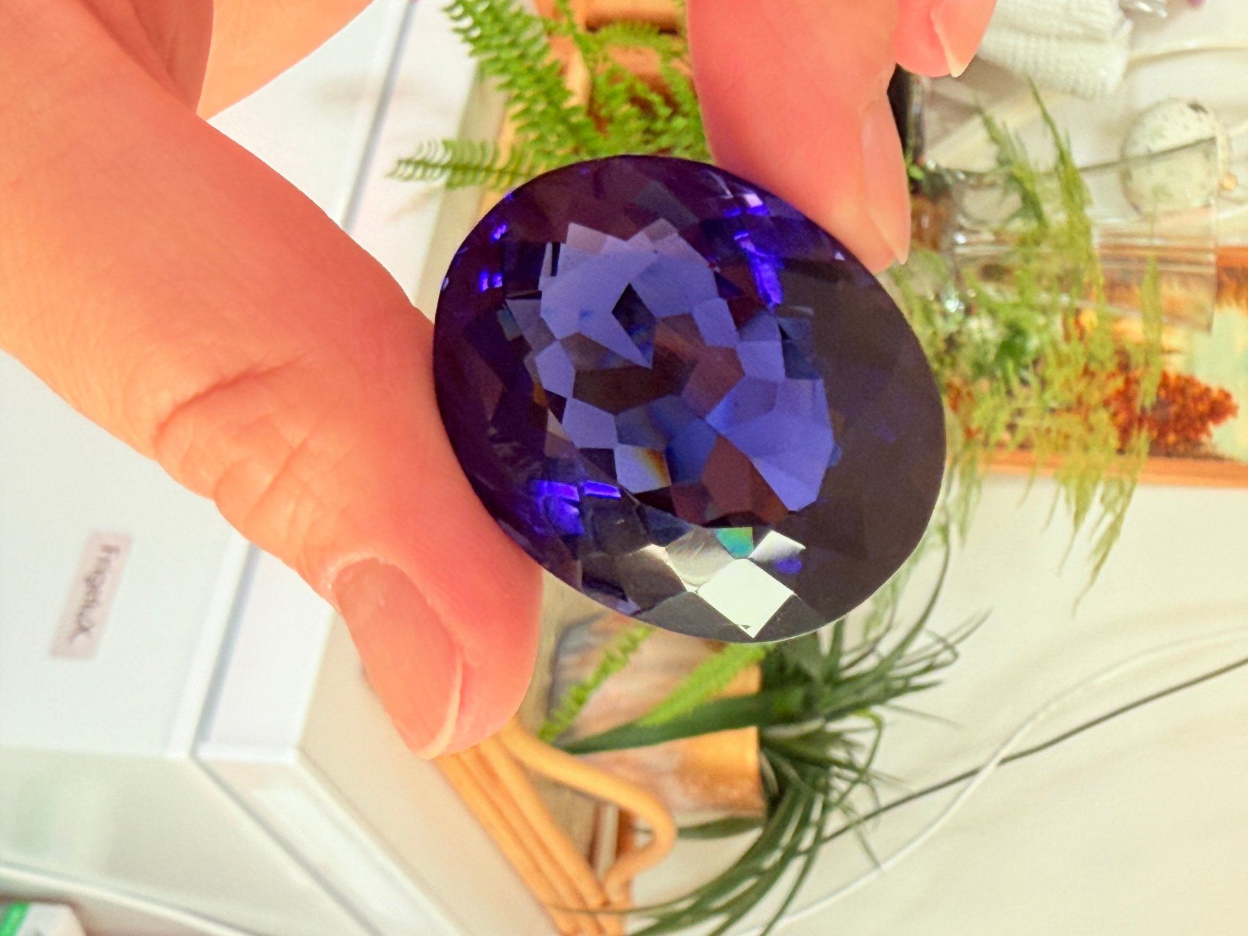 Pietre preziose: Certified Gemstone 131.70 Ct – Nuovo e nell'imballaggio originale da Genève venduto da AWWA 7