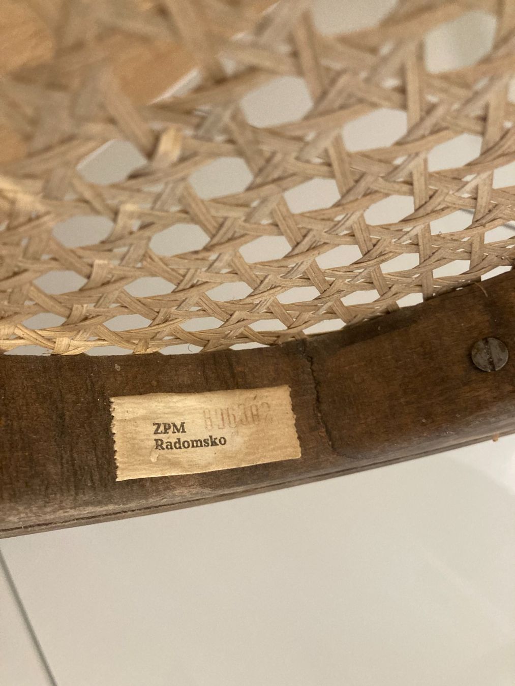 Chaises: THONET Stuhl Geflecht Sitzmöbel Holz – D'occasion à Winterthur par rox_n5tg 4