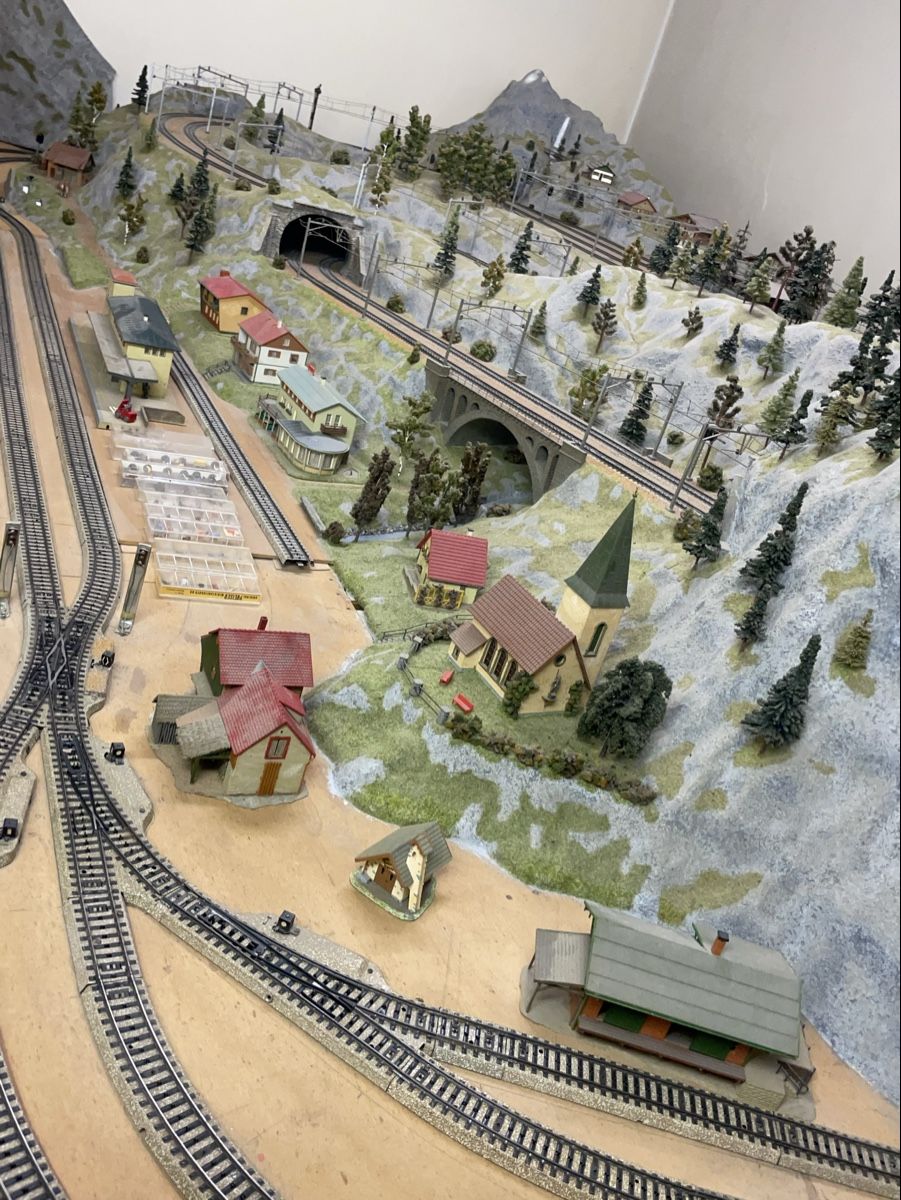 Märklin Modellini di ferrovie: Eisenbahnanlage H0 Märklin – Difettoso da Basel venduto da FlorinBasel 2