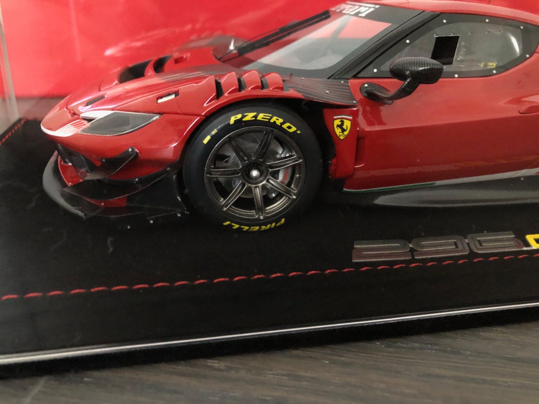 BBR Models Modellautos: Ferrari 296 GT3 BBR 1:18 – Neu und originalverpackt aus Wetzikon ZH von mcf18 8