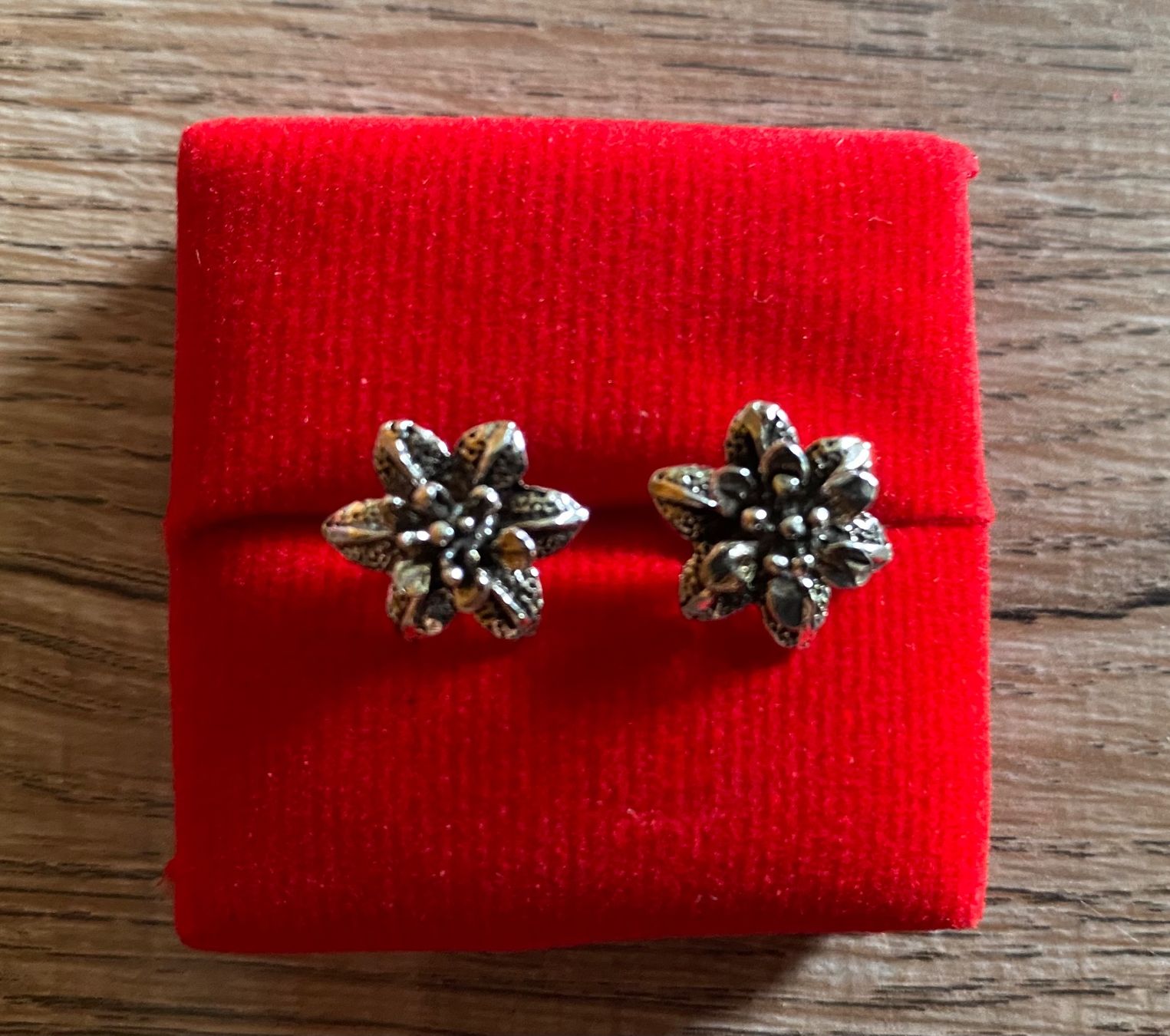Orecchini pendenti & Orecchini a lobo: süsse 925 Silber Ohrstecker Blumen – Nuovo e nell'imballaggio originale da Laax GR venduto da krippenfiguren-laax