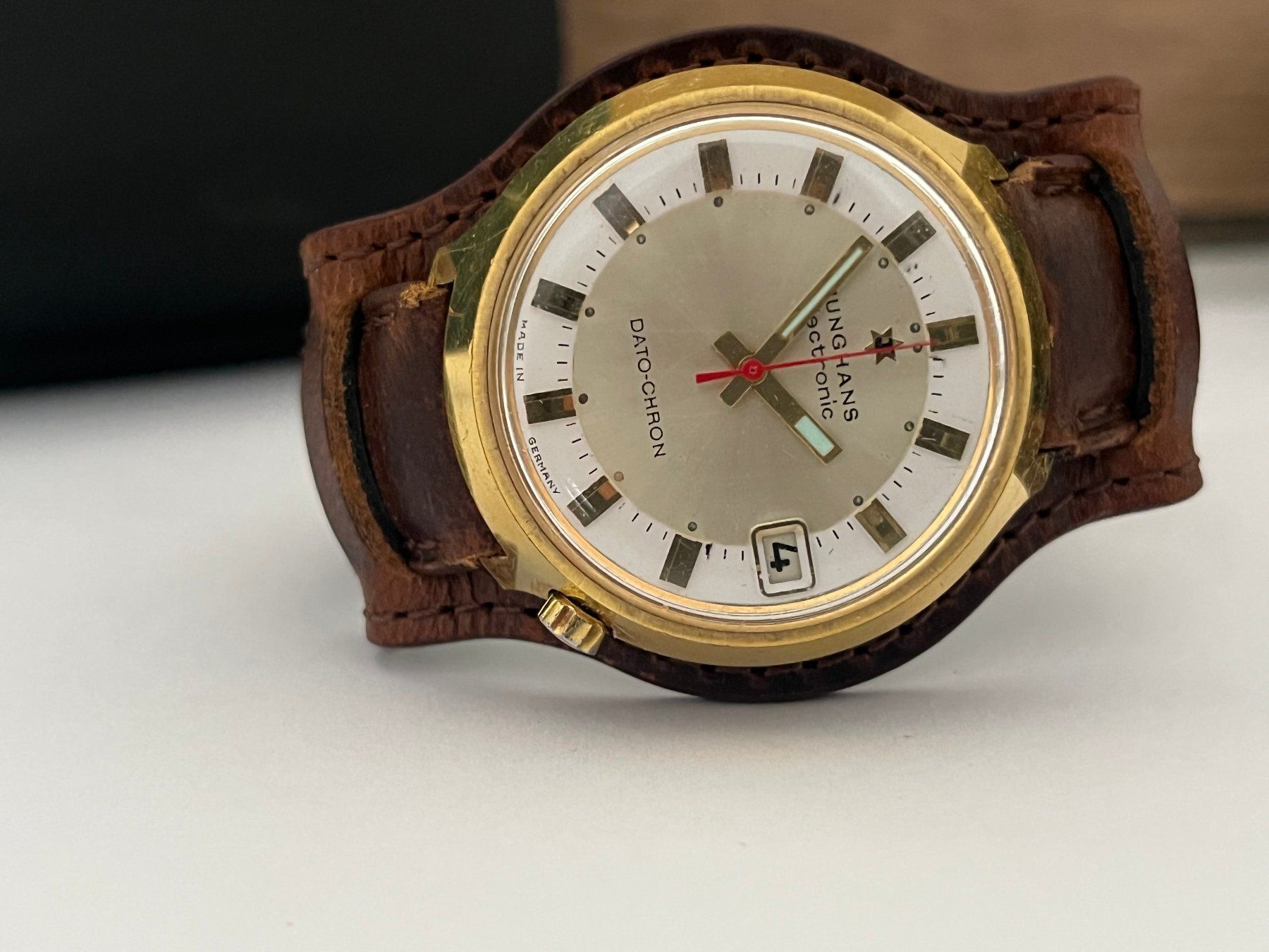 Junghans Orologi: Junghans Electronic Dato-Chron mit Box, Ø38mm – Usato da Zürich venduto da GentsStuff 3