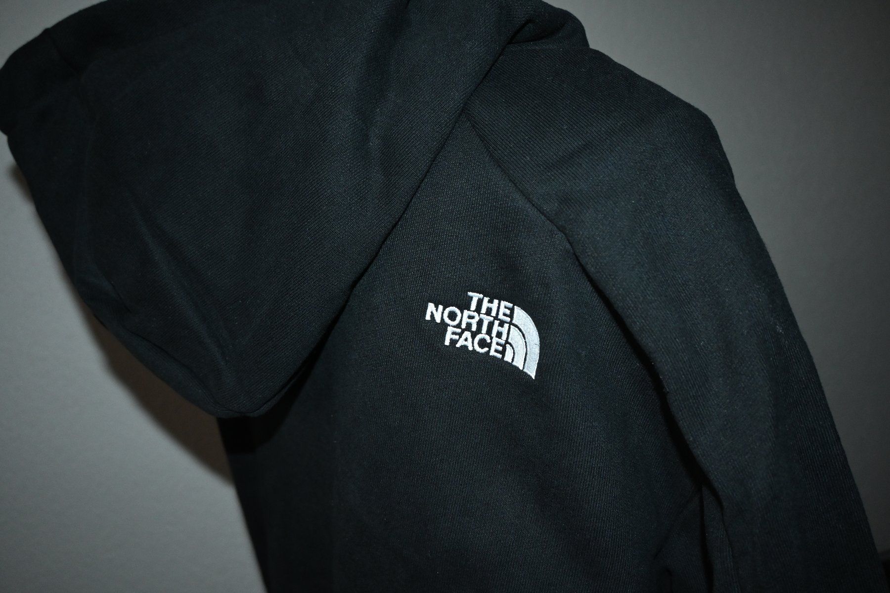 North Face Giacche: S NEU 139Fr The North Face Pullover zu Rucksack Wanderjacke – Nuovo e nell'imballaggio originale da Steffisburg venduto da Erdling0 4