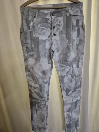 Trendige Hose mit Rosenmuster, Knopfleiste - Grösse M