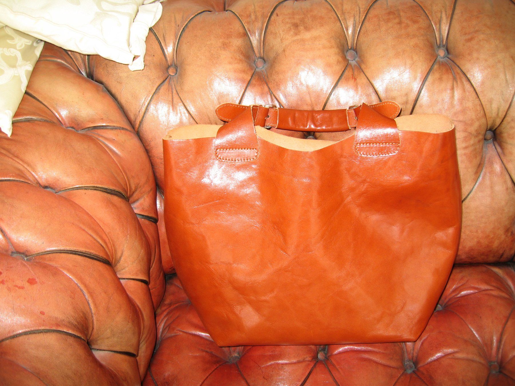 Sacs femmes: LEDERTASCHE  DAMEN – D'occasion à Meilen par steffanini