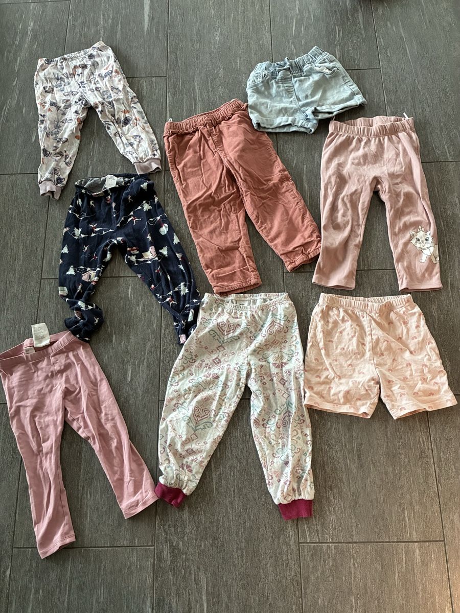 Ensembles coordonnés: Mädchen Kleiderpaket, Gr. 92, 22-teilig – D'occasion à Muhen par Sally203 3