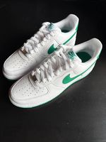 Nike Air Force 1 Low White Green  Gr. 44.5  NEU!