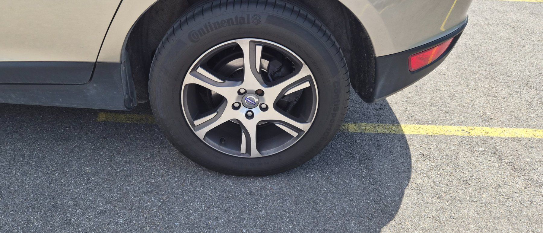 Volvo Automobili: Volvo XC 60 T6 – Usato da Alpthal venduto da Stj2 8