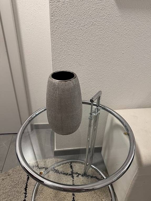 Vasi & Recipienti: Elegante Vase mit silbrigem Mosaik – Usato da Schaffhausen venduto da Moschge