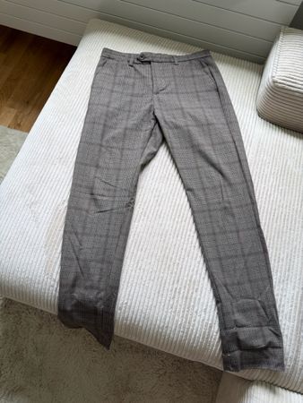 Herren  Stoffhose Jack&Jones Gr. 30/32 Top Zustand