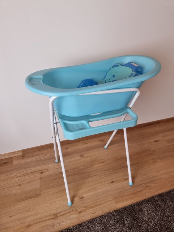Babybadewanne mit Gestell Kaufen auf Ricardo