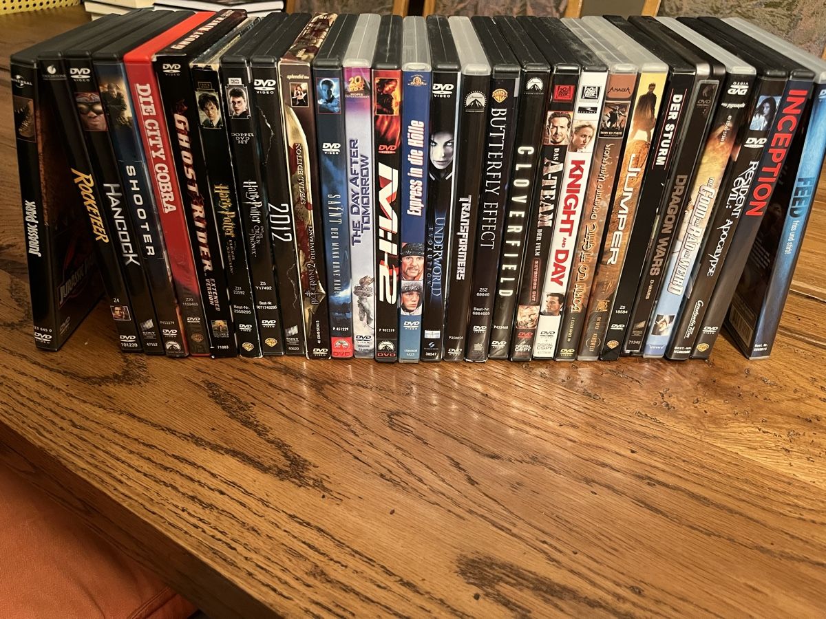 Alle DVDs: Diverse Filme – Gebraucht aus Arni AG von Erfolgreich