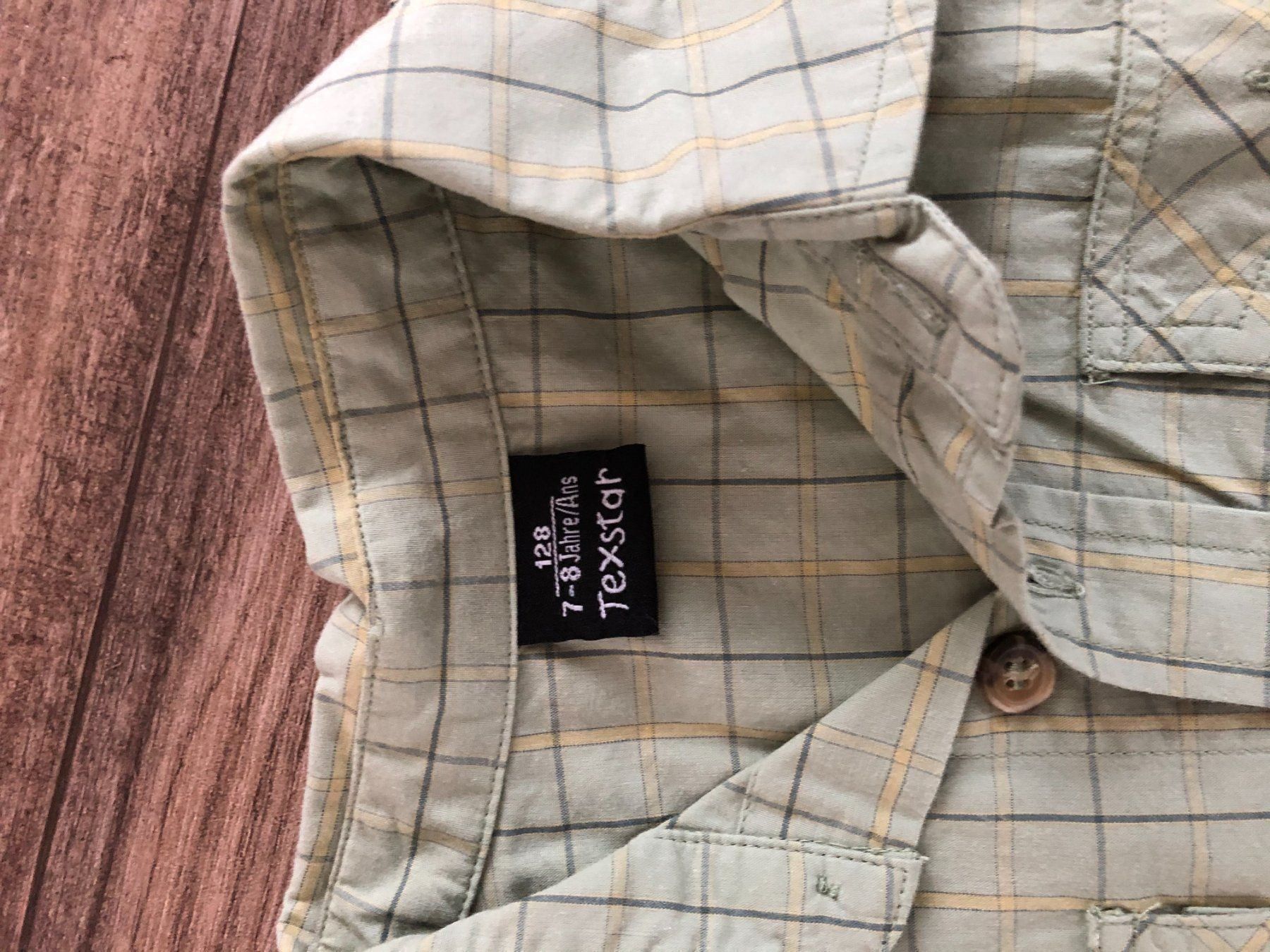 Camicie, T-shirt & Polo: 2 Kinder lang Arm Hemd Gr. 128 – Usato da Steffisburg venduto da Aare77 2
