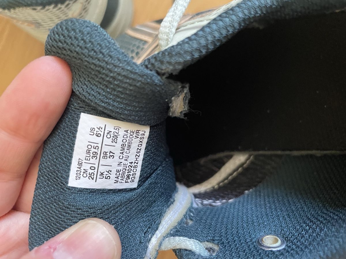 Asics Herrenschuhe: ASICS Sportstyle sneaker 39,5 – Defekt aus Vevey von ali_qc7f 6