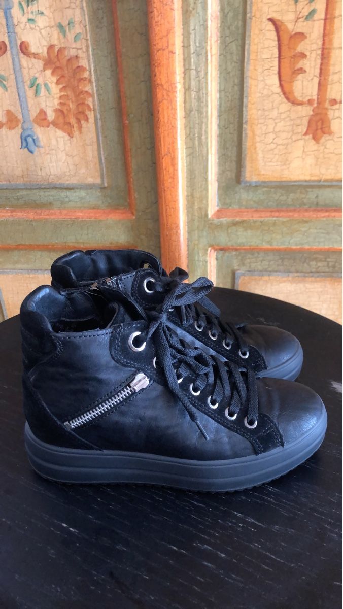 Herrenschuhe: Baskets montantes noires avec fermeture éclair - Taille 36 – Neu (gemäss Beschreibung) aus Biel/Bienne von Lianumi