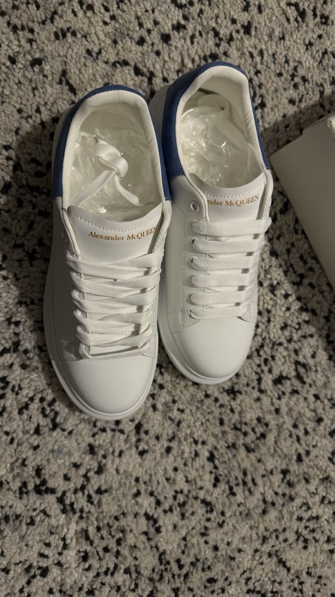 Alexander Mcqueen Scarpe da uomo: Alexander McQueen Sneakers White Blue – Nuovo (secondo la descrizione) da Münchenstein venduto da emm_v9wv 2