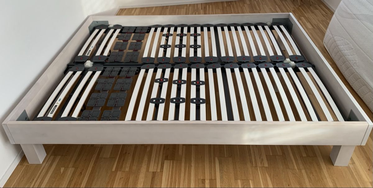 Letti: Bettgestell 160x200cm mit Lattenrost – Usato da Utzenstorf venduto da ani_ycj5 2