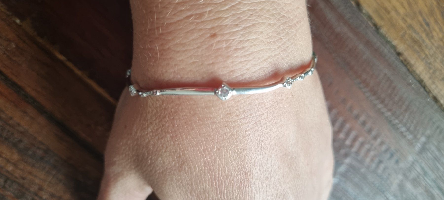 Armbänder & -reifen: Armspange aus 925Silber mit Zirkonen – Neu und originalverpackt aus Gattikon von myartshop