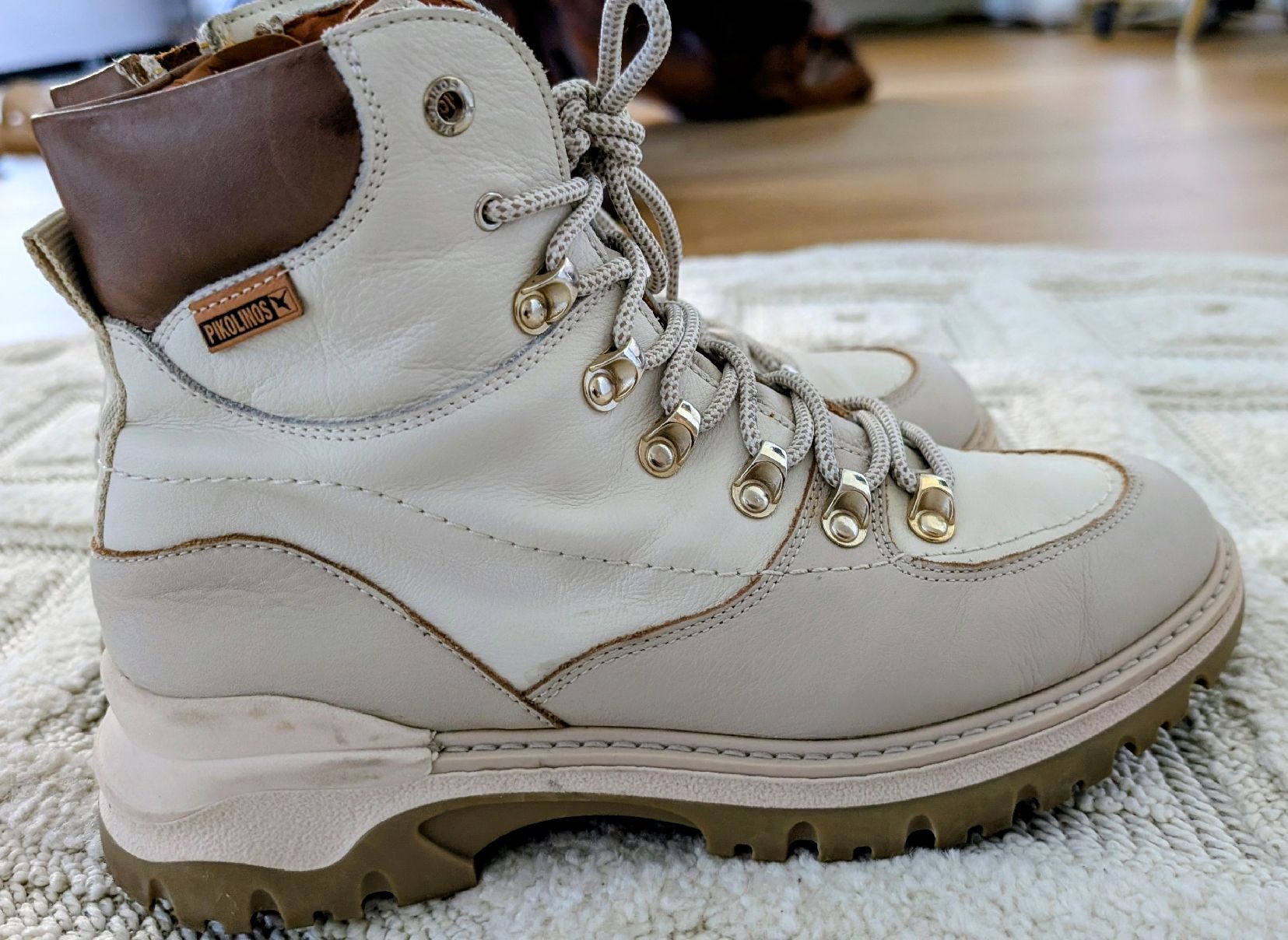 Scarpe da donna: Damen Halbstiefel PICCOLINO, Gr. 39,  – Usato da Kehrsatz venduto da Krampuschki