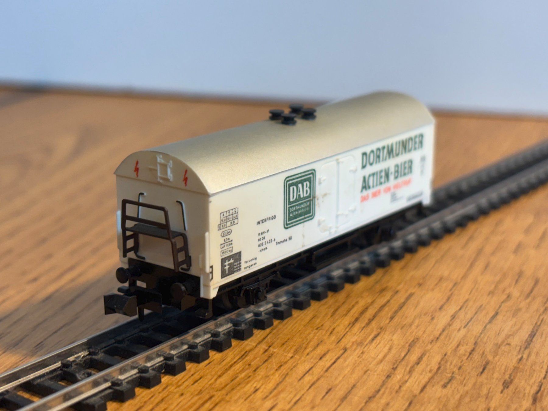 Modellini di ferrovie: e1645: Bierwagen (Spur N) – Usato da Birsfelden venduto da Birs_25 2