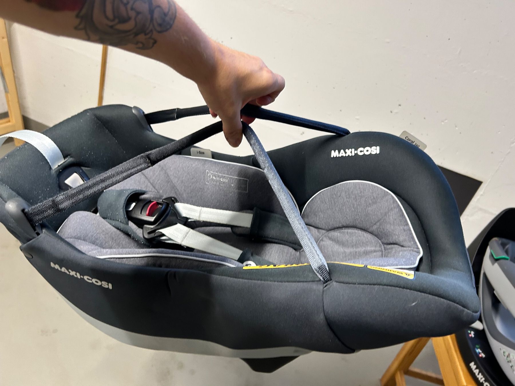 Maxi-Cosi Auto-Kindersitze: Maxi Cosi Coral 360 – Gebraucht aus Affoltern am Albis von dor_d289 6